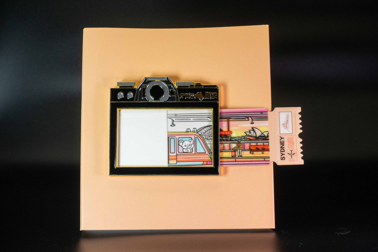 Magic Pull Magnet - Circular Quay